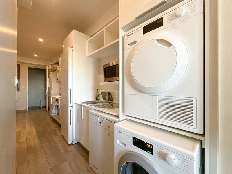 Elegant 1-Bedroom Apartment To Rent at The Regency - Photo 7