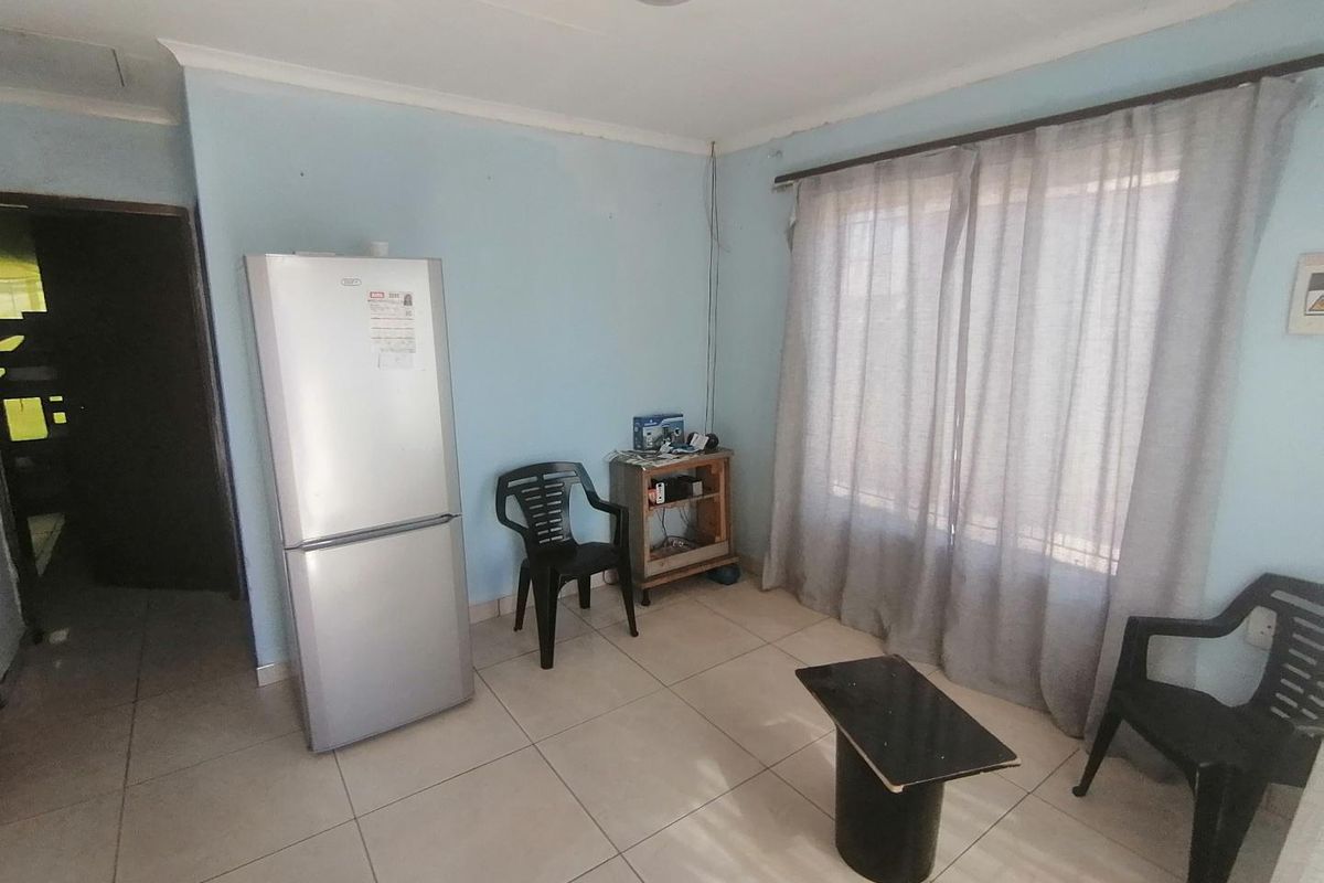 Charming 2-Bedroom Home for Sale in Sosh East - Photo 5