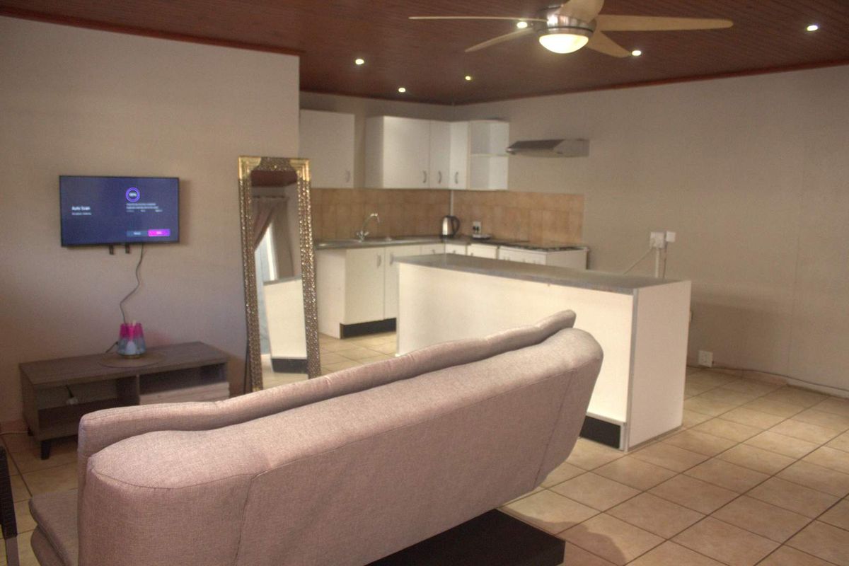 1 Bedroom Garden Cottage For Rent In Brackendowns - Photo 5