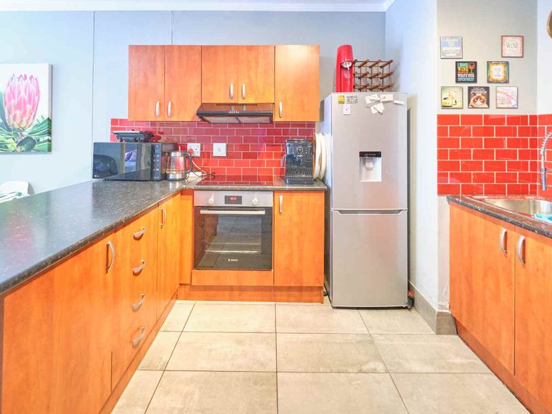 Invest in your future - Photo 4