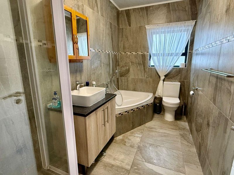 ELISENHEIM - NORTH VIEWS!!  NS 3 100 000 - Photo 9