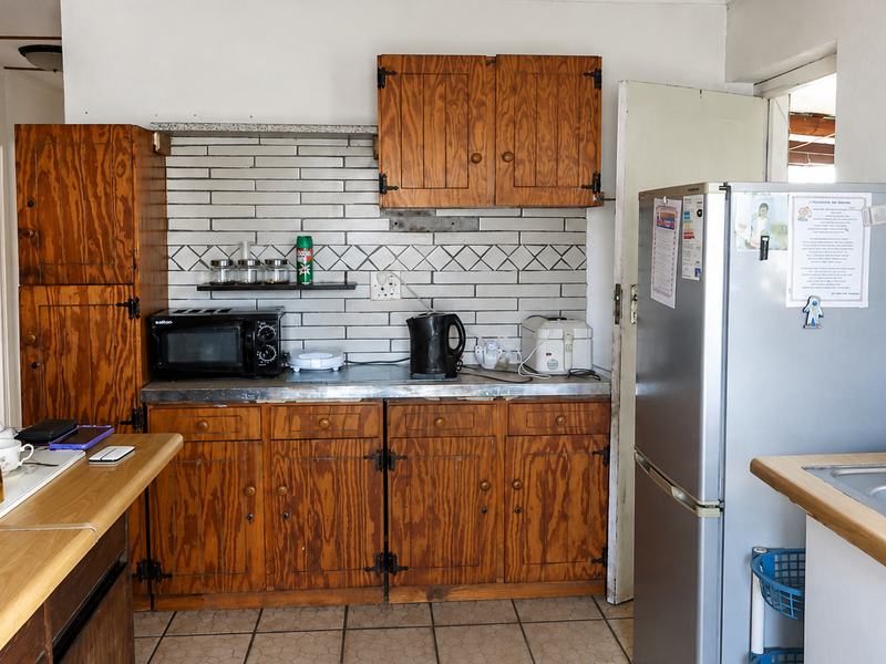 3 Bedroom House - Photo 2
