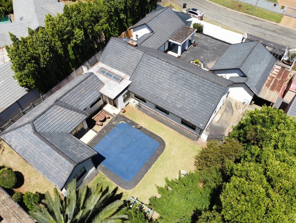 Drone shot: Back