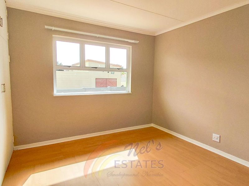 Home to Rent in Vineta, Swakopmund - Photo 10
