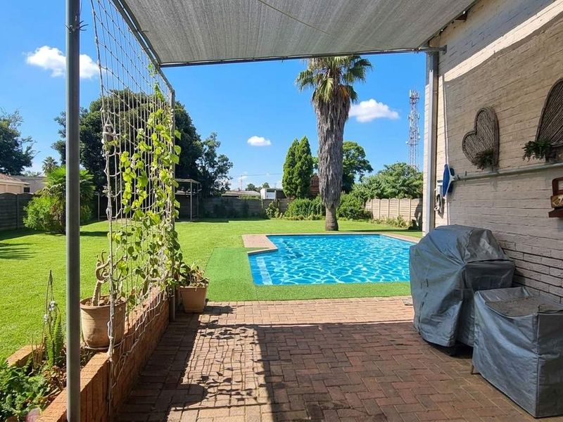 Lush Family Haven Meyerton - Photo 5