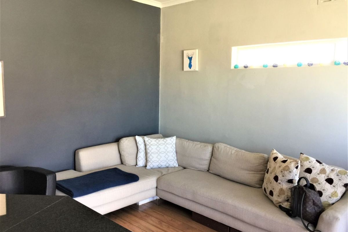 AIRBNB APARTMENT IN SEA POINT - Photo 3