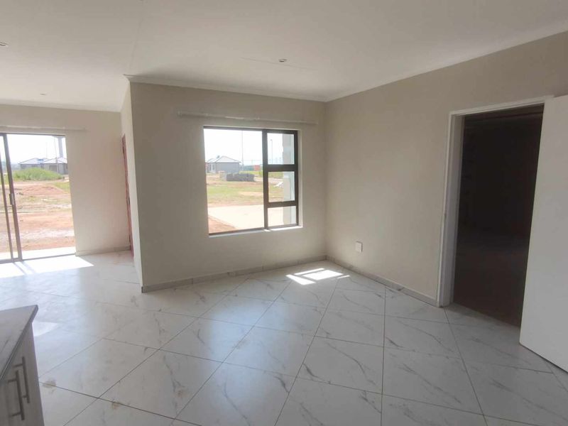 OWN YOUR BRAND NEW FULL TITLE HOME FROM AS LITTLE AS R7 500PM - Photo 6