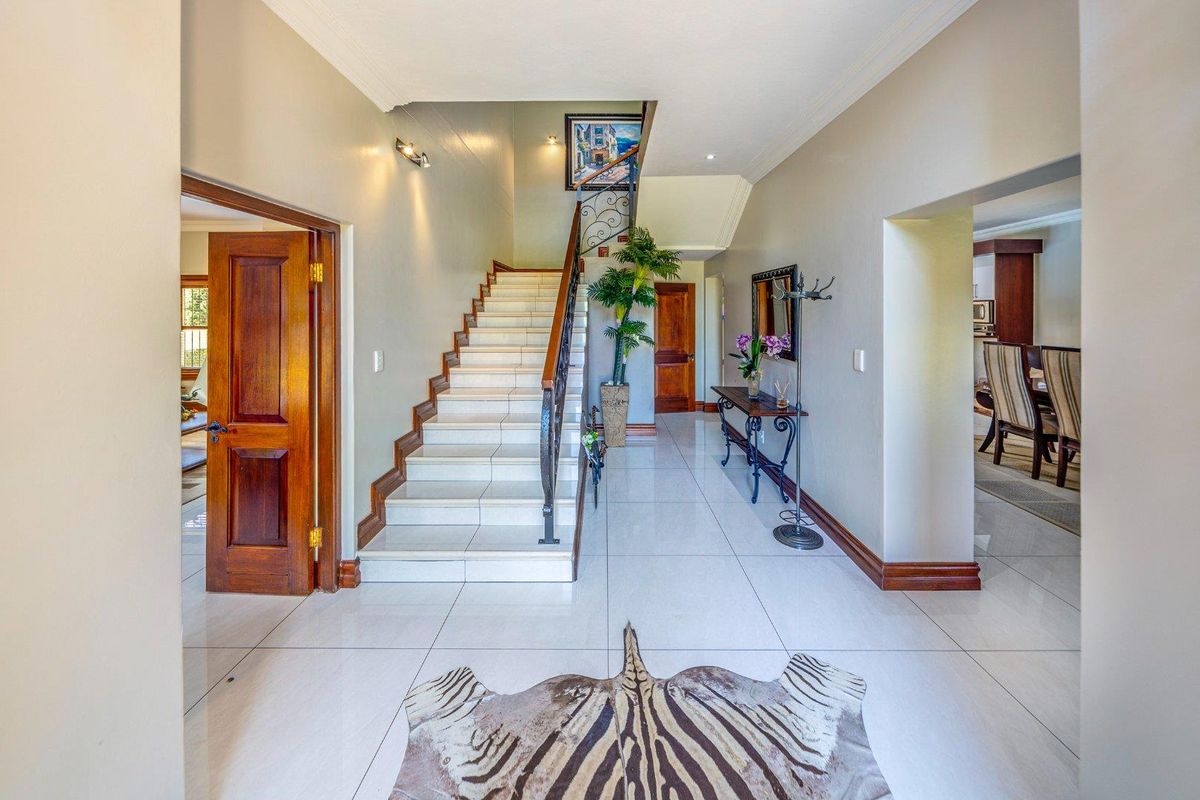 Privacy & Prestige! Stunning 5-Bedroom Home in Faerie Glen's Prime Leeuwberg Estate - Photo 3