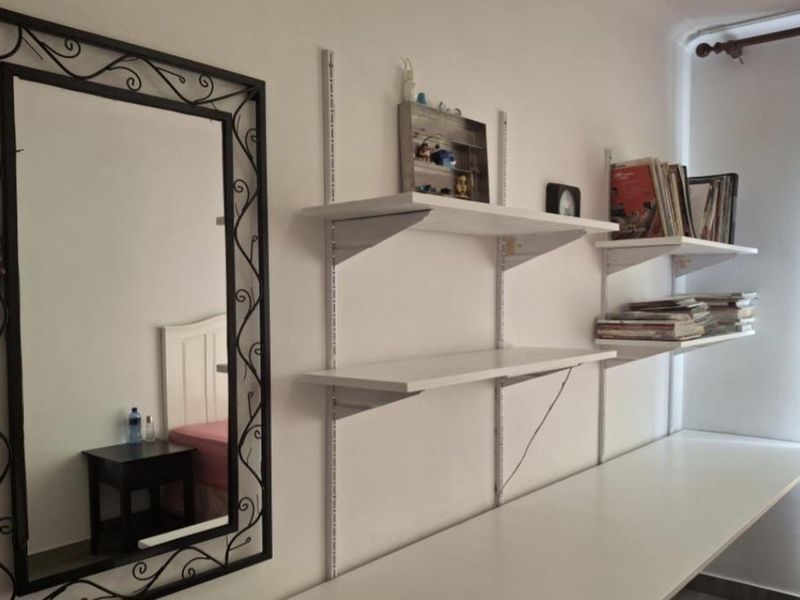 A LOVELY FURNISHED TWOO BEDROOM APARTMENT - Photo 5