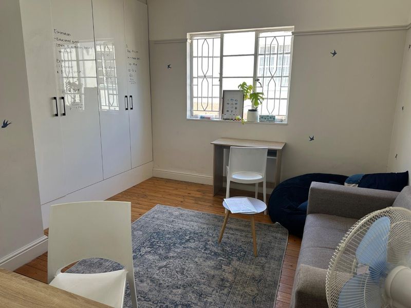 House + Flat - Photo 8