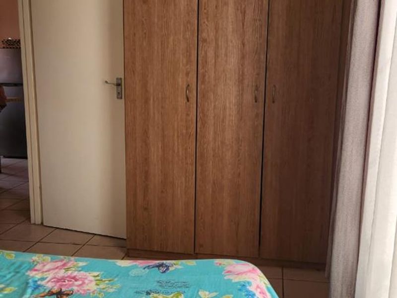 2 Bedroom Townhouse For Sale - Photo 10