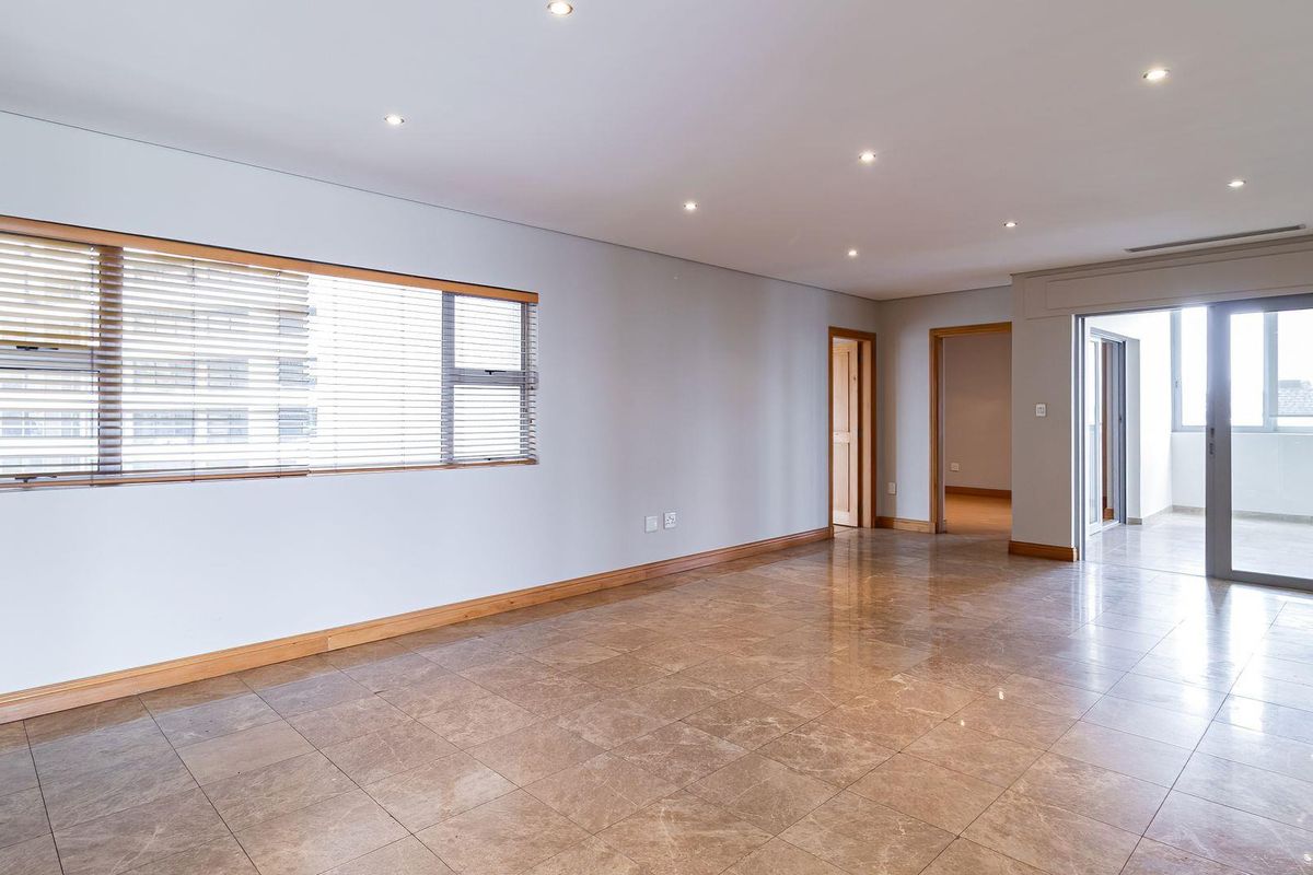 4 Bed Penthouse for Sale in Morningside - Photo 4