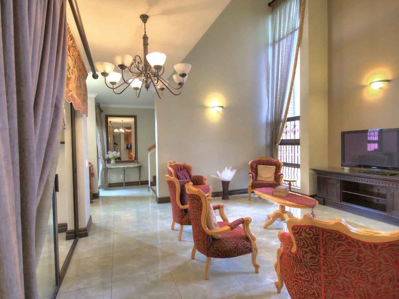 Upmarket Cluster Living with Zero Levies! - Photo 10