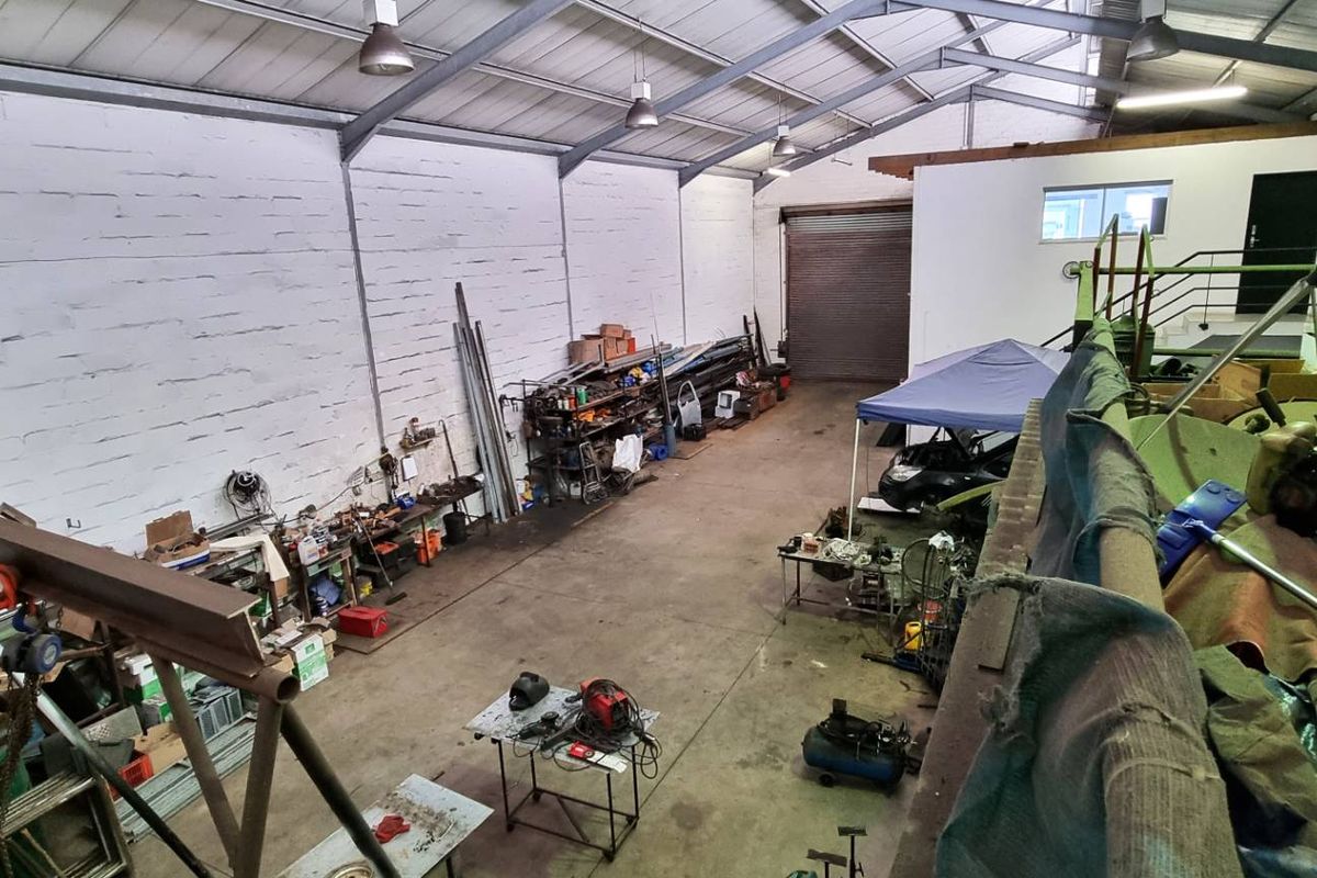 Industrial Warehouse with Offices at Capricorn Park - Photo 4