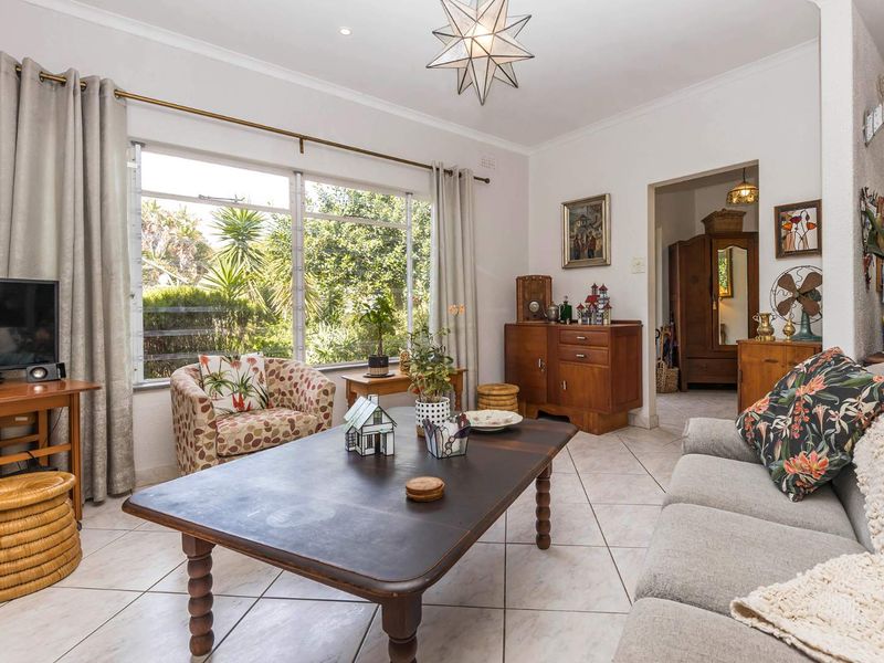 Spacious family home in the heart of Milnerton - Photo 8