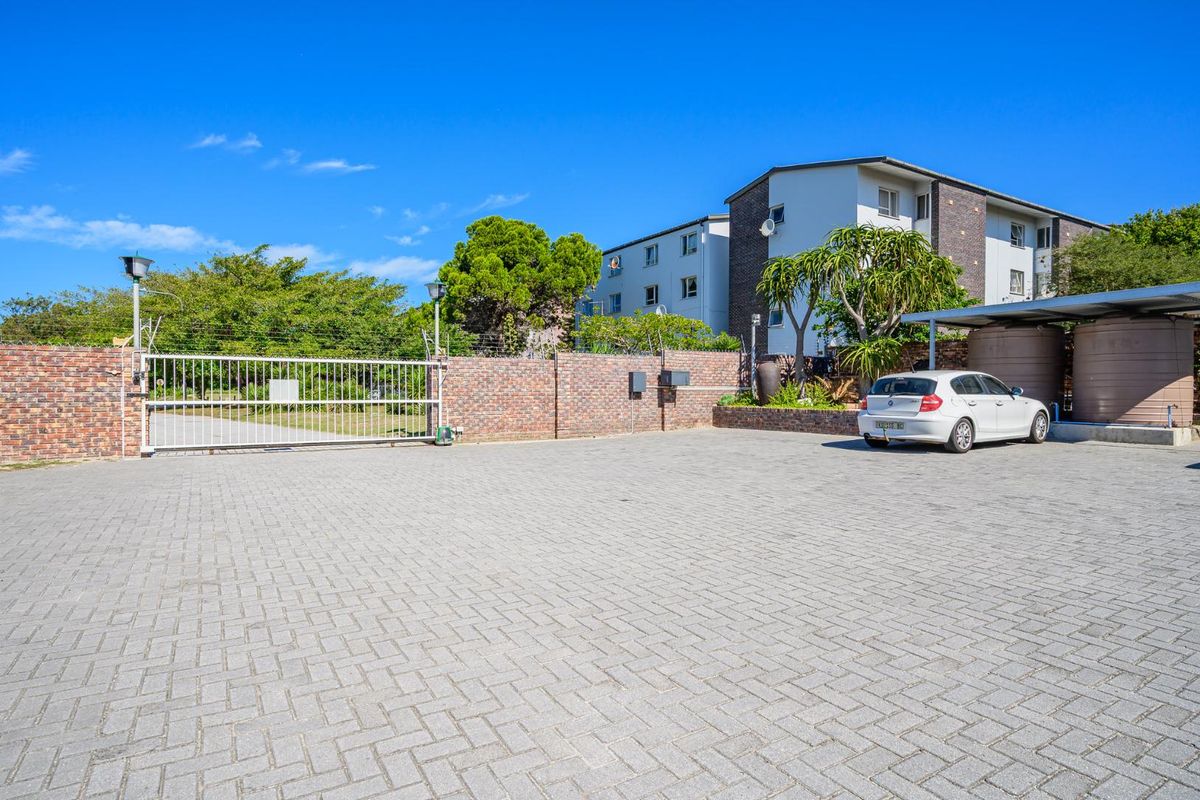3 Bedroom townhouse for sale in Humewood Villas - Photo 4