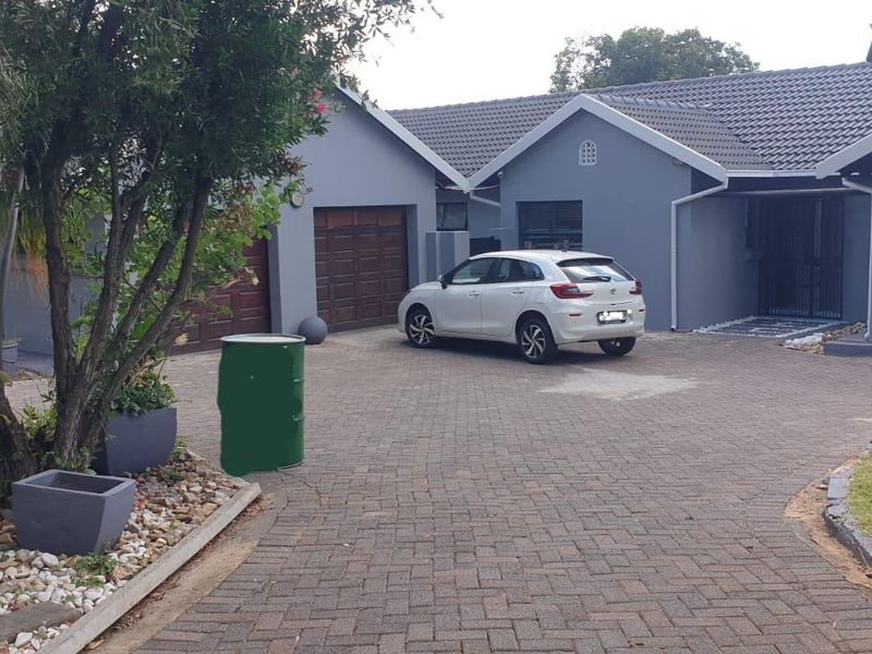 Spacious 3-Bedroom Family Home in Rooihuiskraal - Photo 5