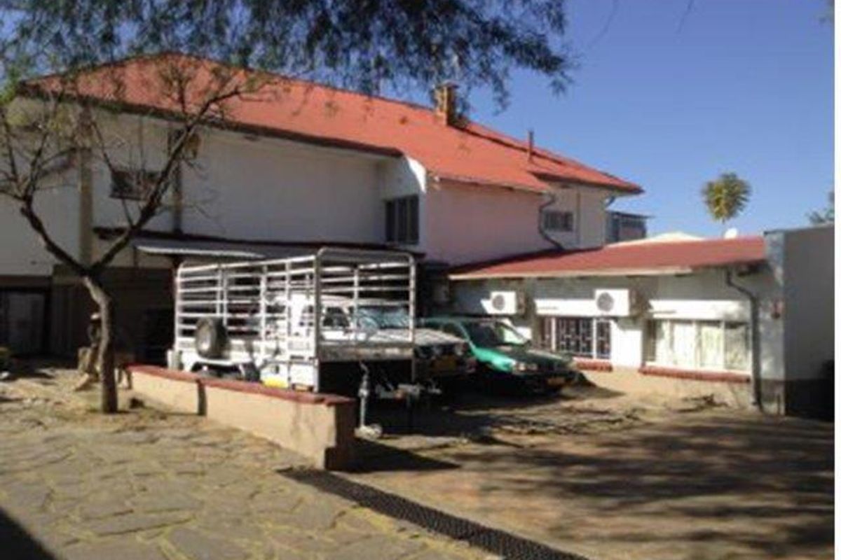 PRIME OFFICE SPACE TO LET- CBD - Photo 2