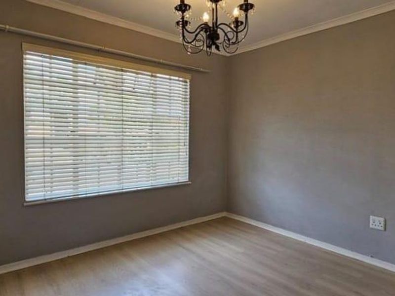 2 Bedroom Townhouse for Sale in New Redruth - Photo 7