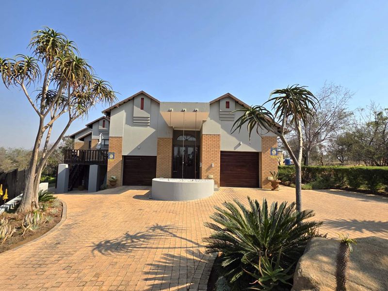 4 Bedroom Executive Home in Seasons Lifestyle Estate - Photo 1