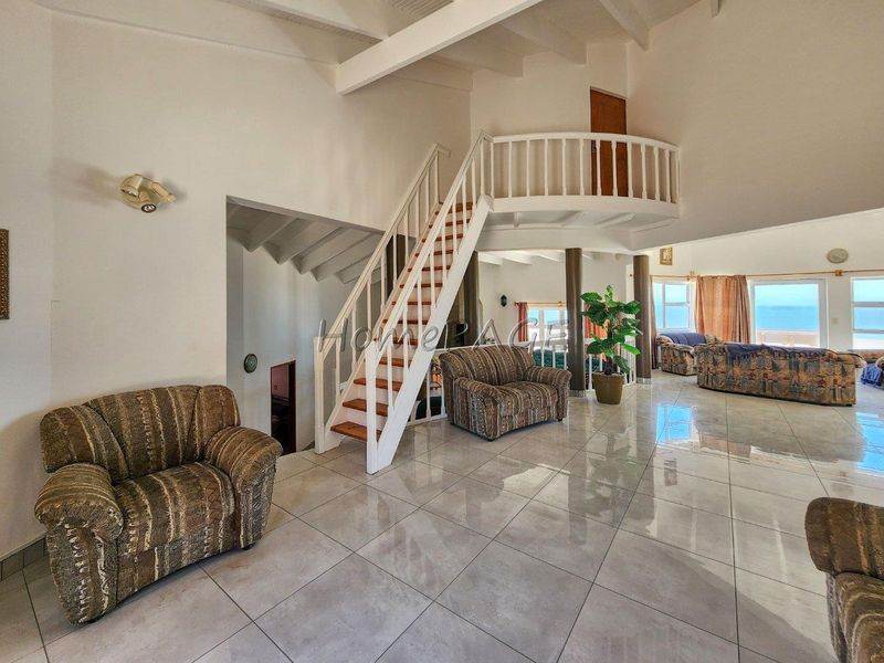 Ext 6, Henties Bay:  4 Bedroom BEACH FRONT HOME in a popular area is for sale - Photo 7
