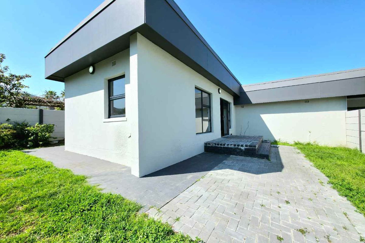 Convenience Meets Comfort in Welgelegen - Photo 2