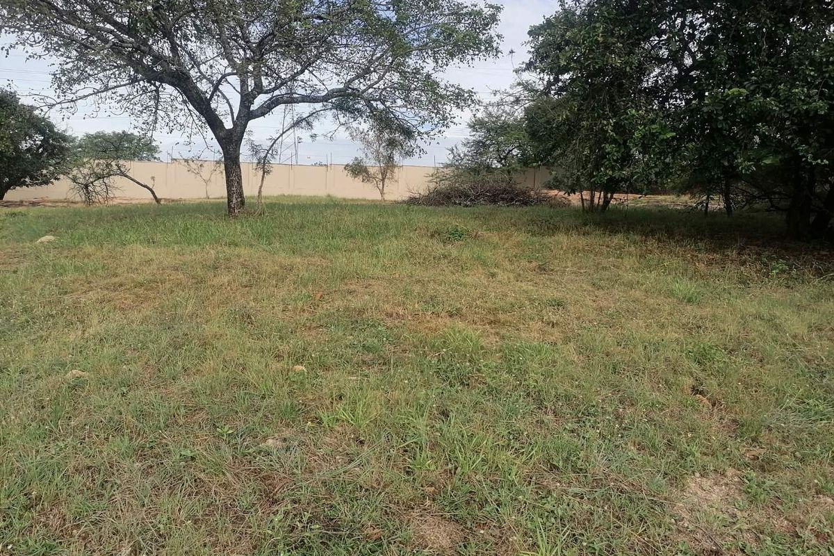 An Expeptional Stand in one of the Security Estate in Mbombela - Photo 4