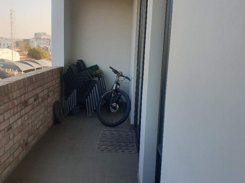 MODERN APARTMENT FOR SALE - Photo 5