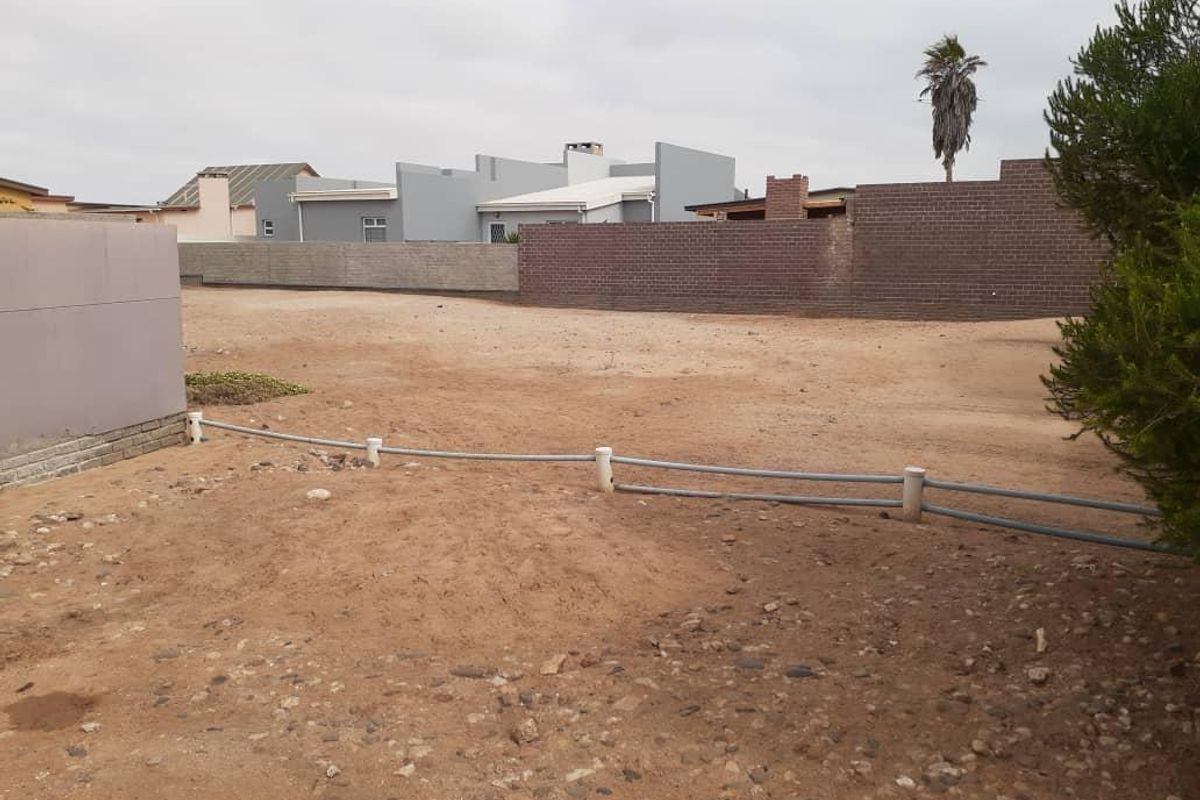 AFFORDABLE BIG ERF FOR SALE IN HENTIES BAY - Photo 5