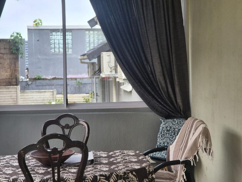 A PLACE TO HANG YOUR HEART! ALL OFFERS FROM R 1850 000.00... TRY YOURS TODAY! - Photo 6