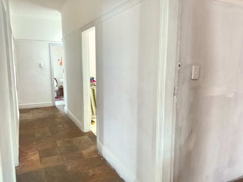 3 Bedroom Semi Detached Home, Kensington - Photo 10