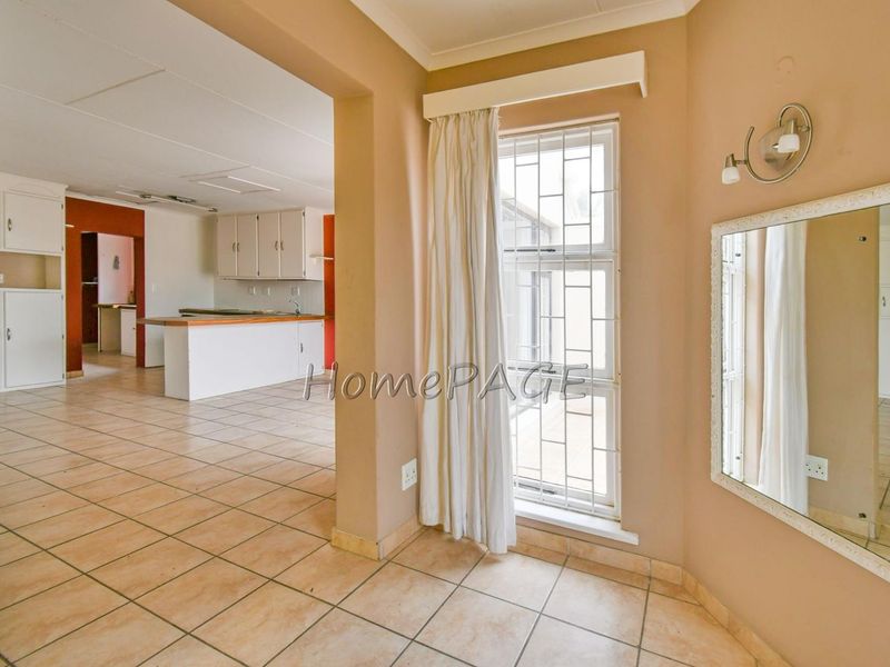 CENTRAL, WALVIS BAY:  4 Bedr Home CLOSE TO SCHOOLS is for Sale - Photo 5