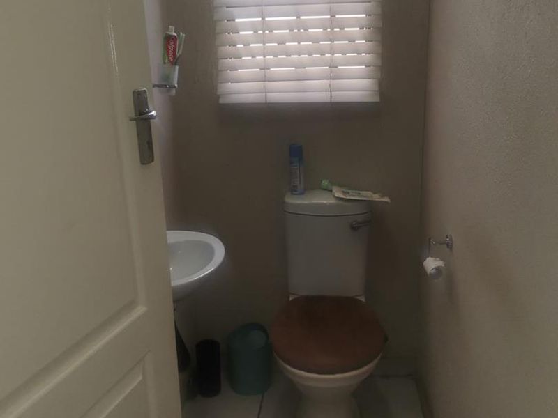 3 Bedroom House For Sale in Vanderbijlpark CE 7 - Photo 9