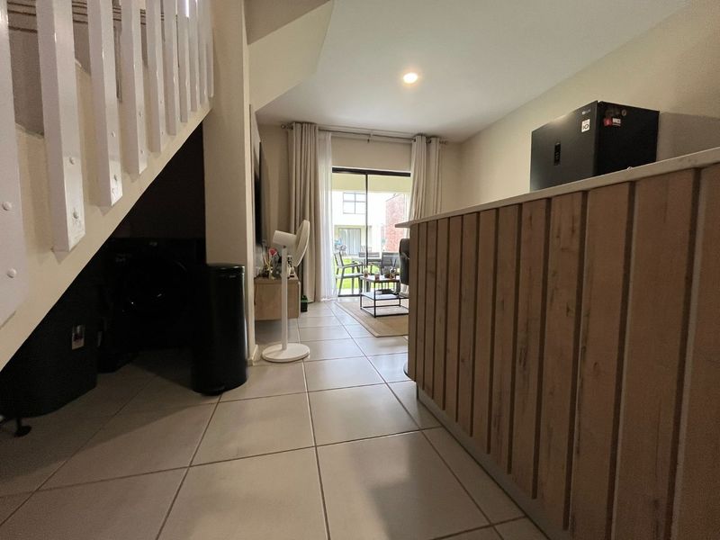 Newly Renovated 2-Bedroom Duplex – Kings Gate Estate Price: R1,180,000 | No Transfer Duty - Photo 5