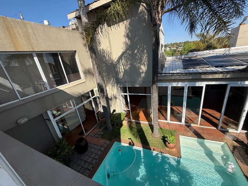 Spacious Multi-Level Family Home in Westdene – Move-In Ready - Photo 6