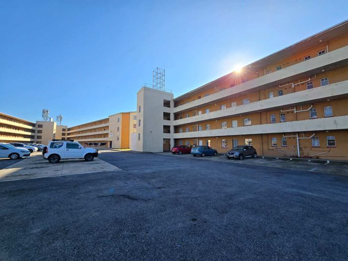 Property #2263791, Apartment Rental Monthly in Newton Park