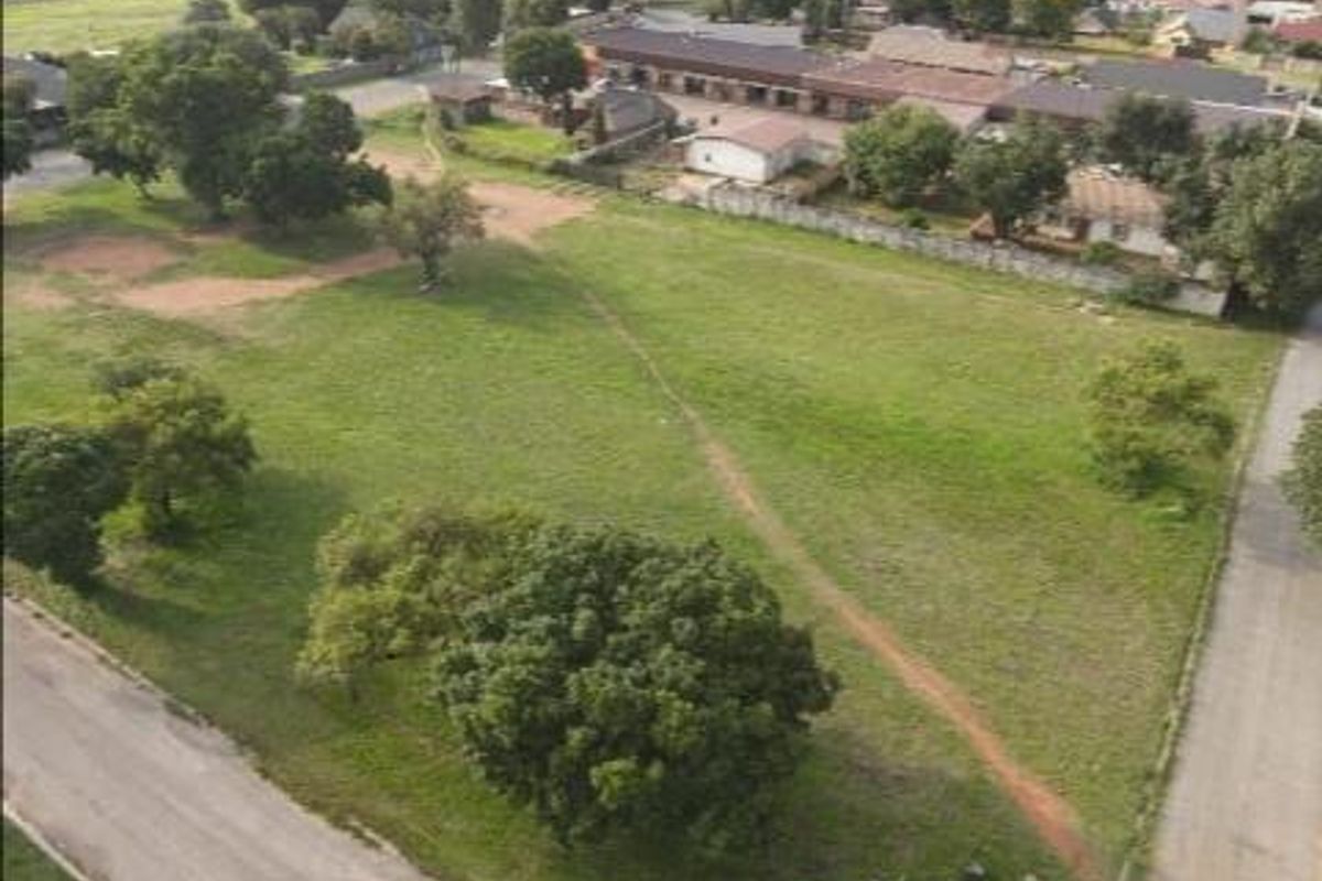 A investment Opportunity in Groeneweide Boksburg Endless Possibilities Await - Photo 4