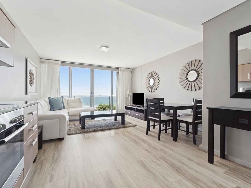 PRIME LOCATION ON THE BEACH FRONT IN BLAAUWBERG - Photo 9