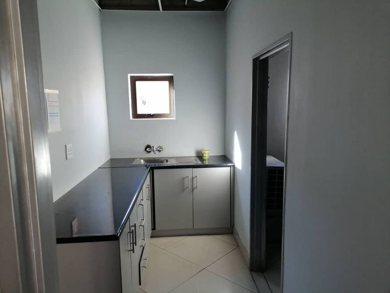 Office For Sale in Windhoek West - Photo 9
