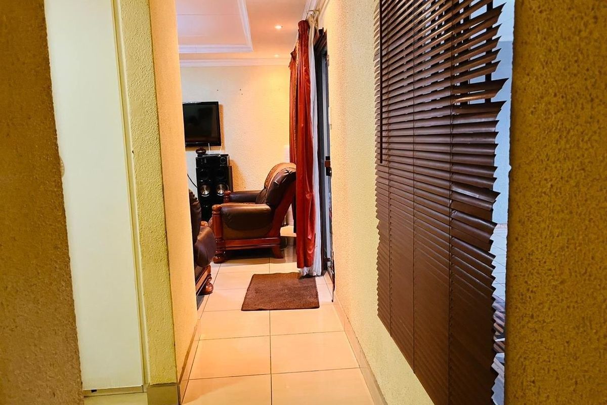 Your Perfect Home Awaits in Tlhabane West - Photo 5