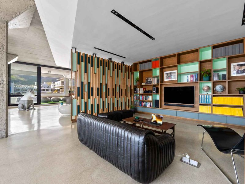 Live the ultimate Cape Town loft experience - Photo 5