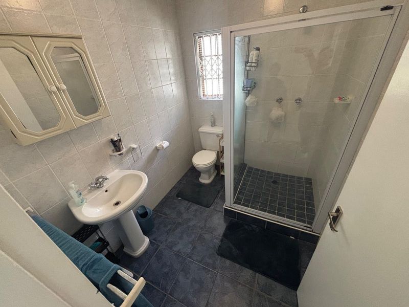 2 Bedroom Unit To Let – Comfortable & Convenient Living - Photo 7