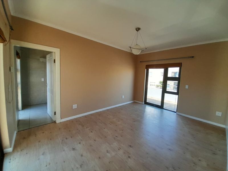 Freestanding Family Home to Rent - Photo 10