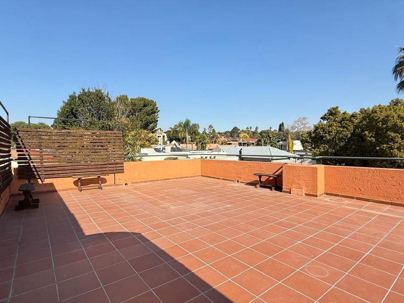 Studio Apartment – Perfect for First-Time Buyers or a Bachelor - Photo 2