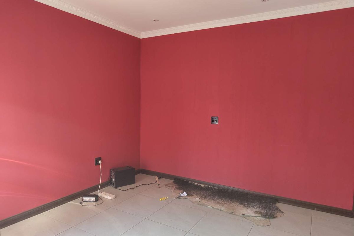 Townhouse for Sale in Newcastle. - Photo 4