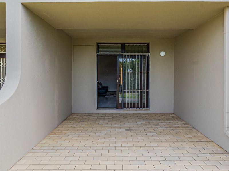 Ground floor and fully furnished - Photo 4
