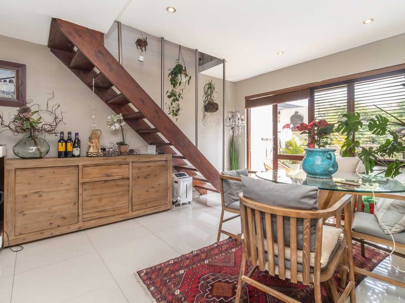 "Chic Loft Living with Stunning Terrace in Prime Fourways Location"! - Photo 7