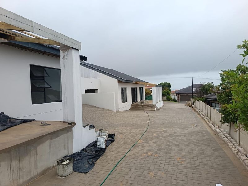 Newly built duet with Modern finishes and Beautiful Ocean views - Photo 9