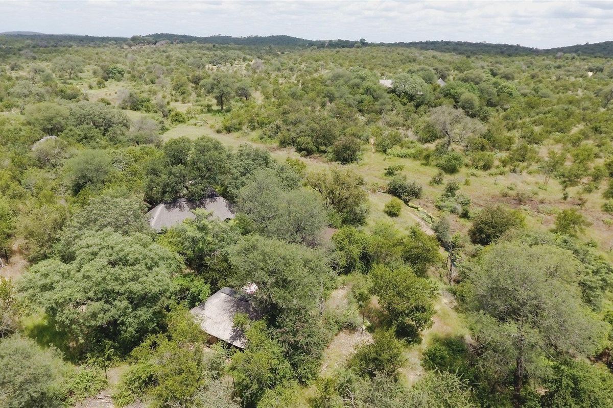 Private 22ha Off-Grid Bush Retreat – Big Five Wilderness - Photo 2