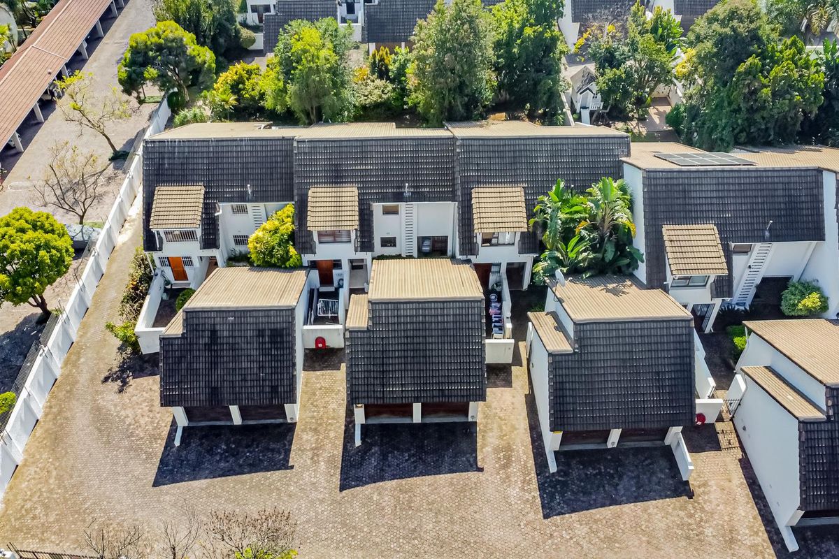 Stylish 3-Bedroom Townhouse in Secure Bryanston Estate | Living Meets Nature - Photo 4